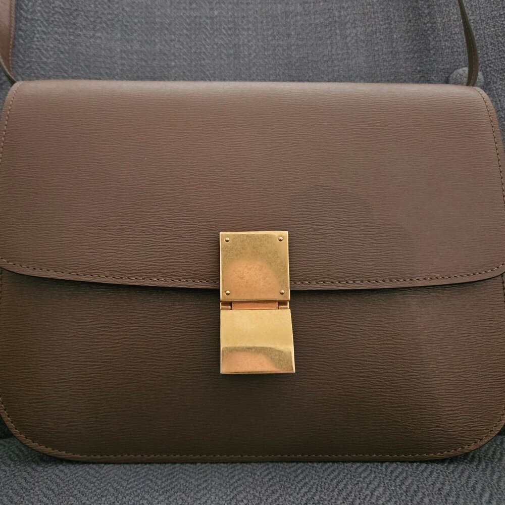 Celine medium classic. Liege. Glazed Nut